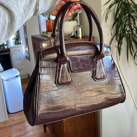 Chocolate Brown Bag with option chain strap extender - Picture 3 of 9